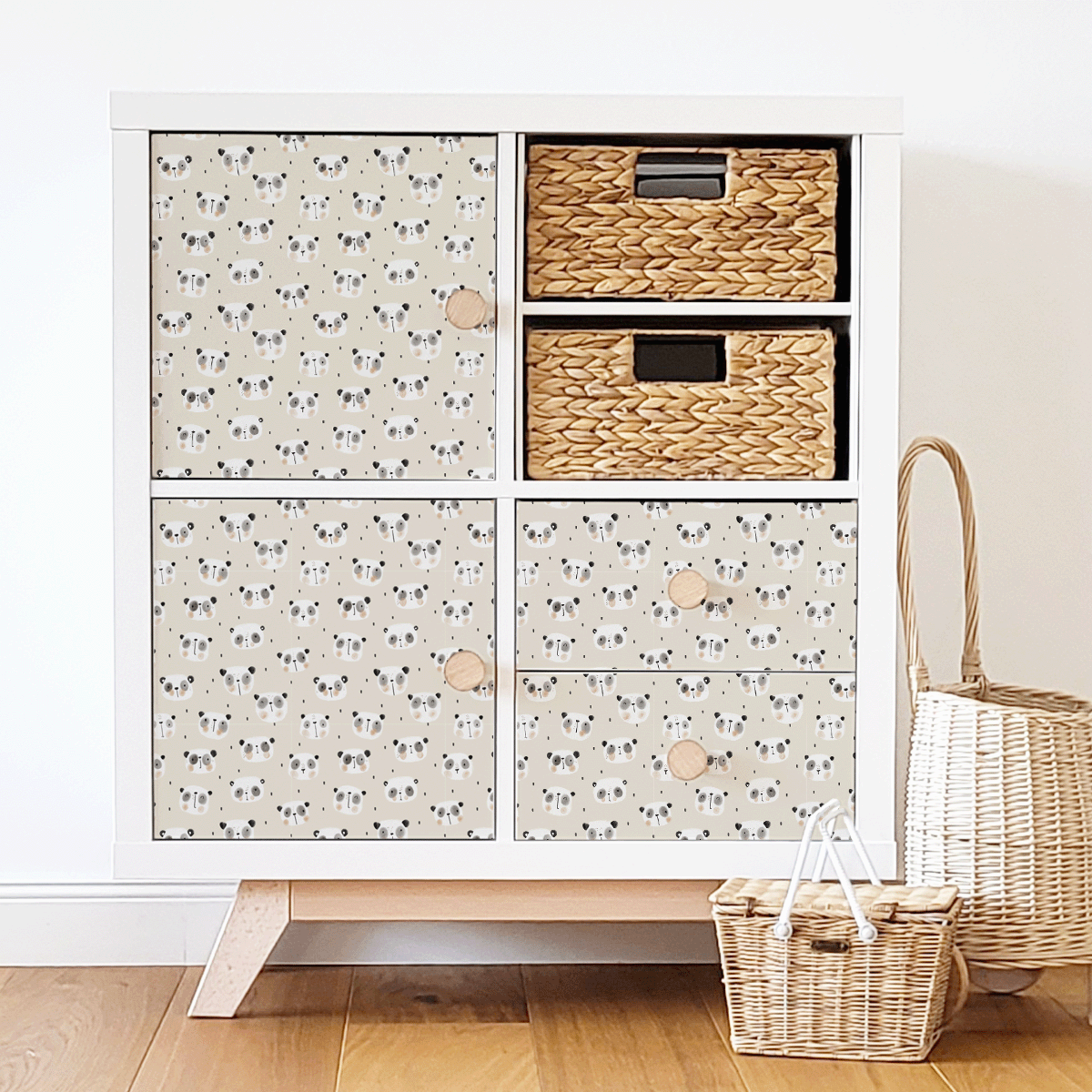 Möbelfolie für IKEA KALLAX - Kleine Pandas (ecru)