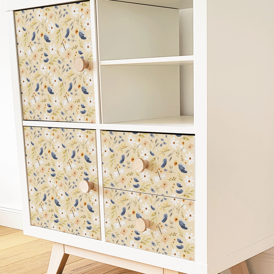 Möbelfolie für IKEA KALLAX - Wiesenblumen (creme)